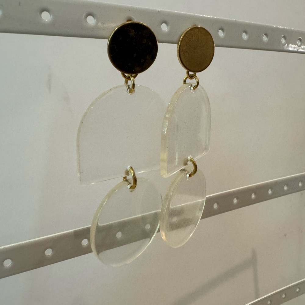 Acrylic geometric earrings - Picture 2 of 4